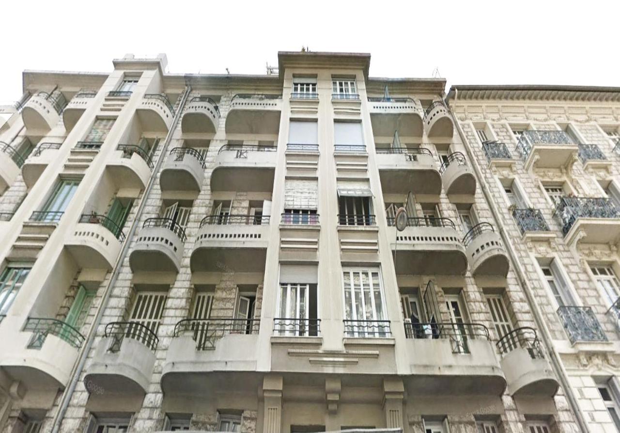 Apartment In The Heart Of Ница Екстериор снимка