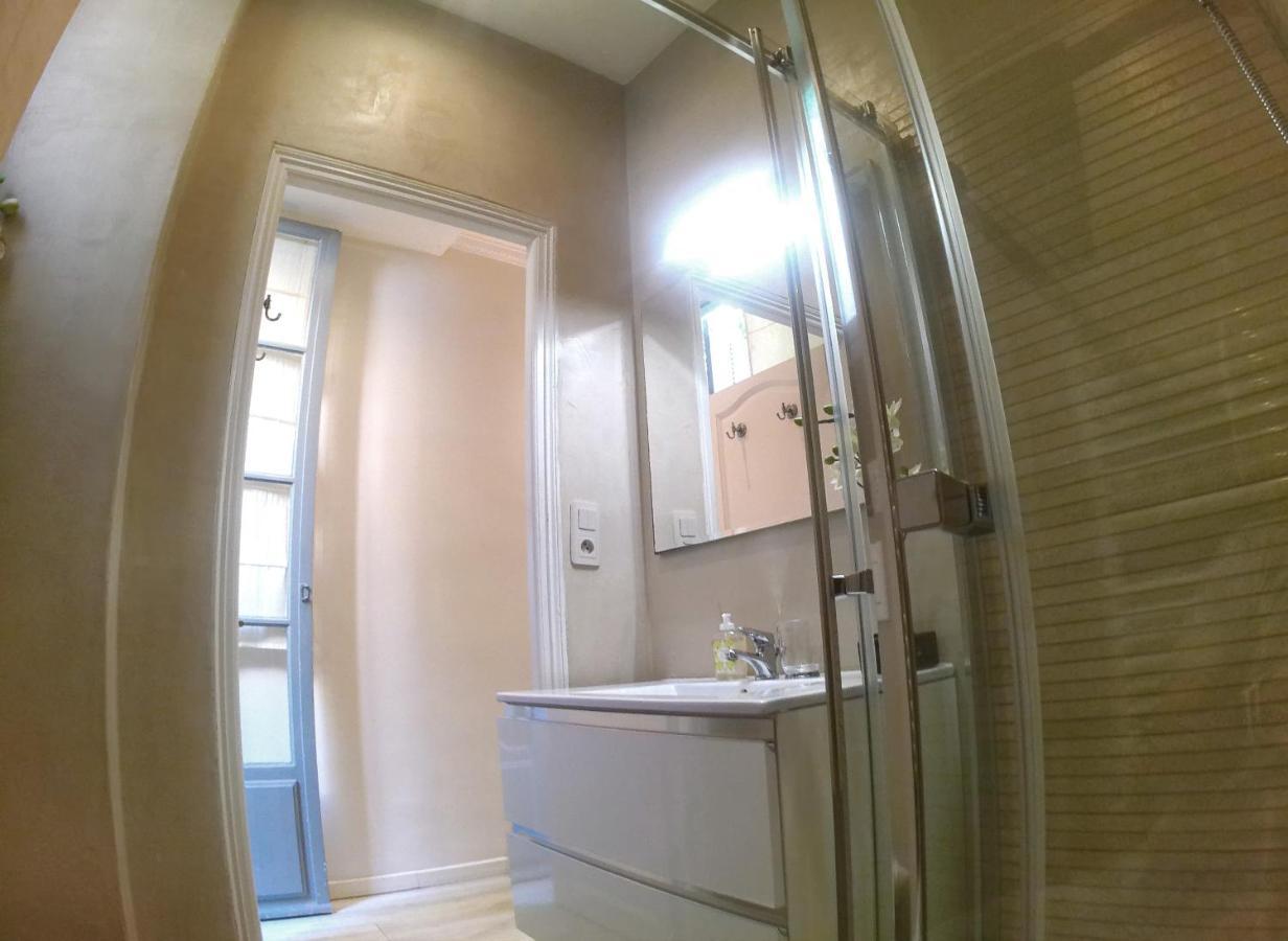 Apartment In The Heart Of Ница Екстериор снимка